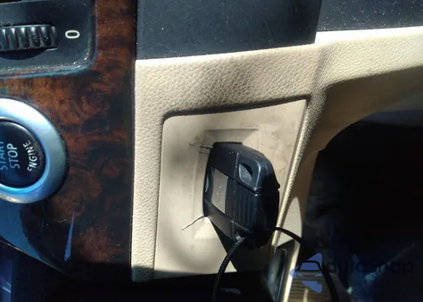 2007 BMW 328Xi z USA, uszkodzony, nr VIN WBAVC73507KP32475